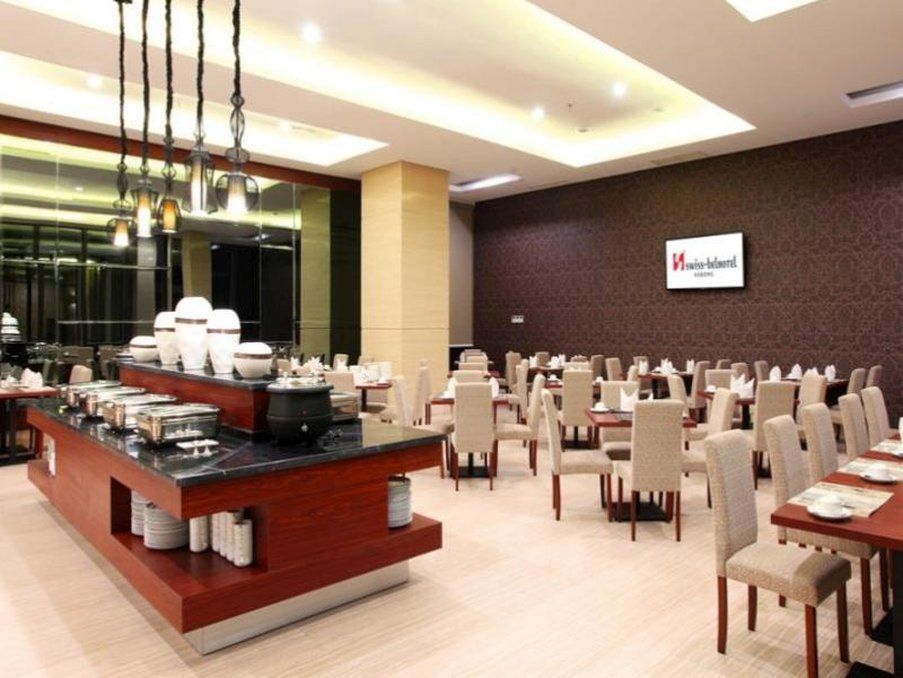 Swiss-Belhotel Sorong Exterior foto